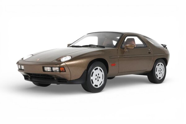 Porsche Porsche 928 S 1981 - 1:18 - GT Spirit