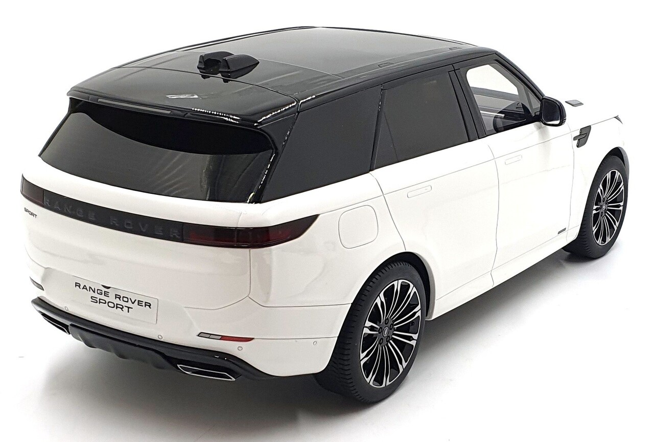 Land Rover Land Rover Sport P510E 2023 - 1:12 - GT Spirit Land Rover Land Rover Sport P510E 2023 - 1:12 - GT Spirit