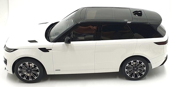 Land Rover Land Rover Sport P510E 2023 - 1:12 - GT Spirit Land Rover Land Rover Sport P510E 2023 - 1:12 - GT Spirit