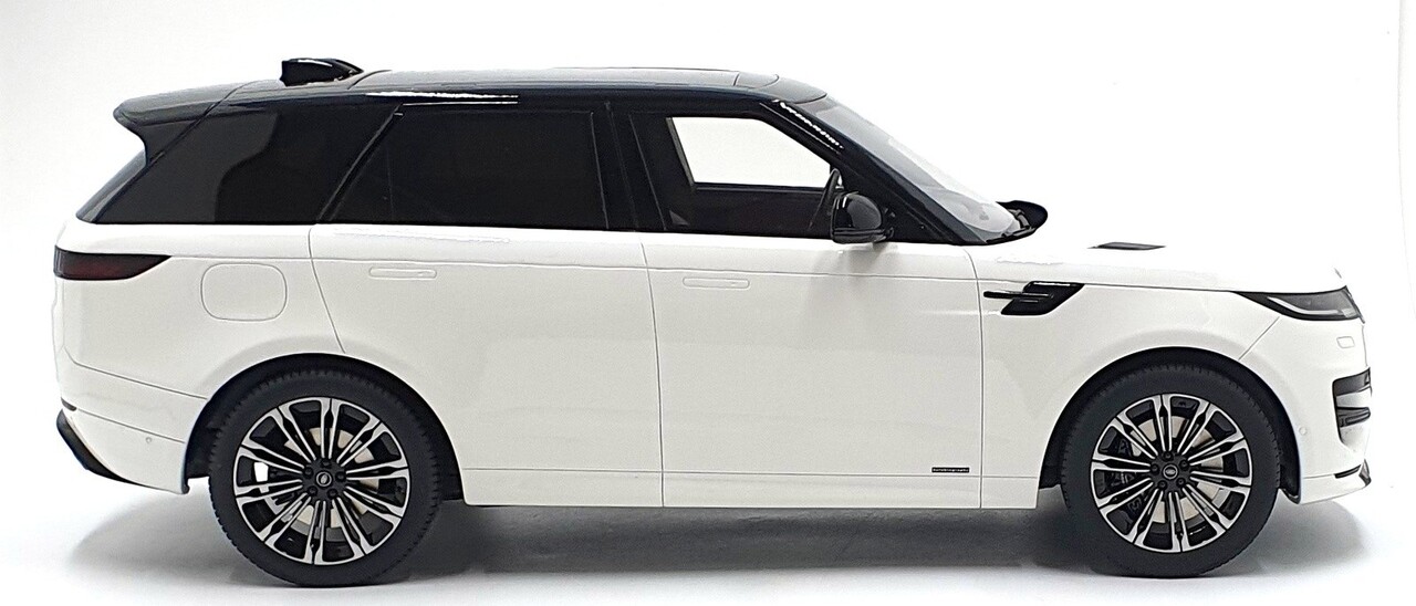 Land Rover Land Rover Sport P510E 2023 - 1:12 - GT Spirit Land Rover Land Rover Sport P510E 2023 - 1:12 - GT Spirit