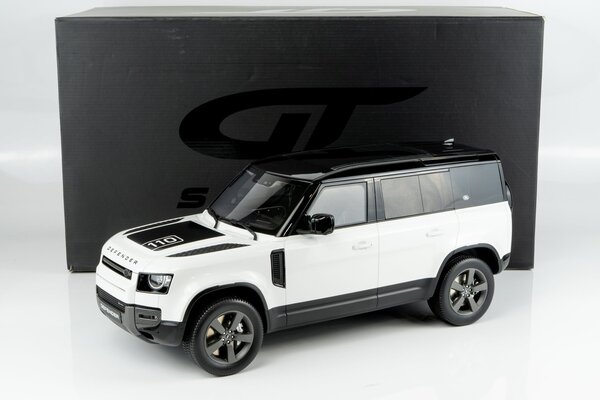 Land Rover Land Rover Defender 110 P400X 2021 - 1:12 - GT Spirit Land Rover Land Rover Defender 110 P400X 2021 - 1:12 - GT Spirit