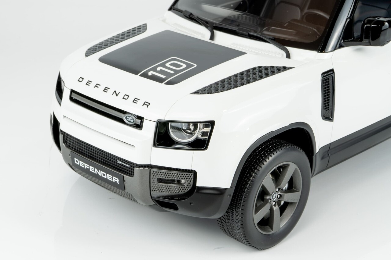 Land Rover Land Rover Defender 110 P400X 2021 - 1:12 - GT Spirit Land Rover Land Rover Defender 110 P400X 2021 - 1:12 - GT Spirit