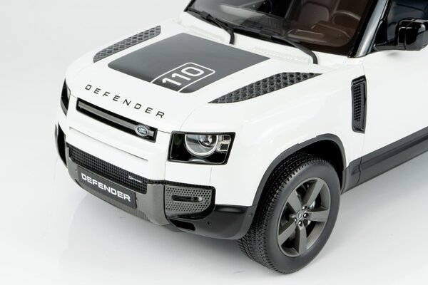 Land Rover Land Rover Defender 110 P400X 2021 - 1:12 - GT Spirit Land Rover Land Rover Defender 110 P400X 2021 - 1:12 - GT Spirit