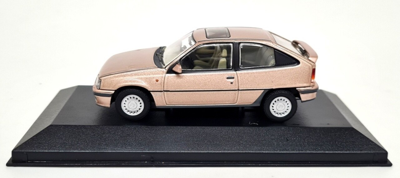 Vauxhall Vauxhall Astra MKII GTE 16V RHD - 1:43 - Vanguards Vauxhall Vauxhall Astra MKII GTE 16V RHD - 1:43 - Vanguards