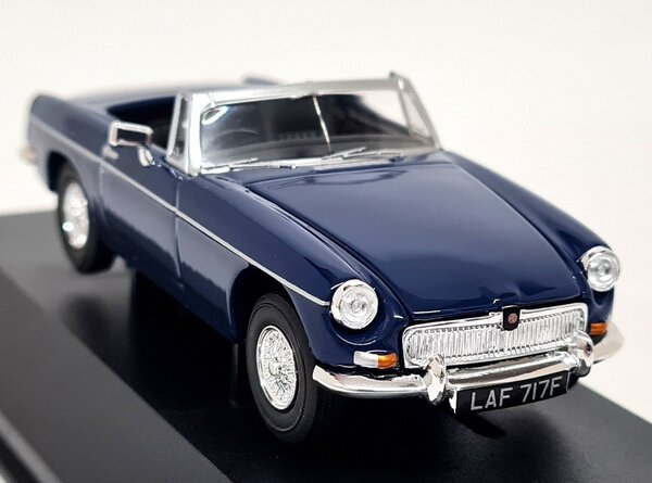 MG MG B MKI Roadster 1967 - 1:43 - Corgi / Vanguards
