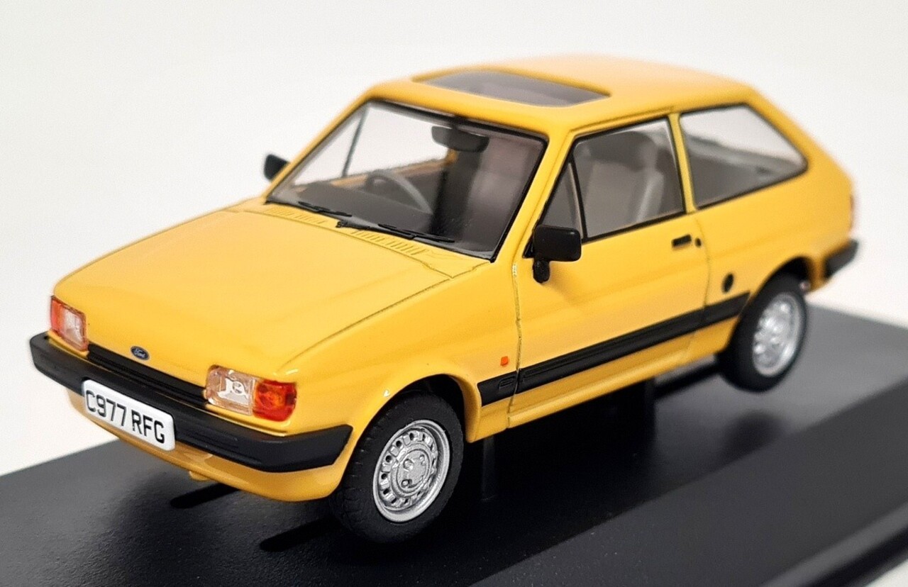 Ford Ford Escort MKII 1.1L - 1:43 - Corgi / Vanguards Ford Ford Escort MKII 1.1L - 1:43 - Corgi / Vanguards