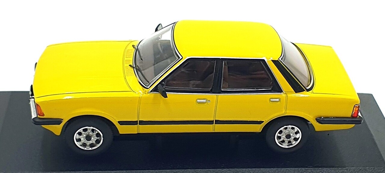 Ford Ford Cortina MK5 2.0 GLS  - 1:43 - Corgi / Vanguards