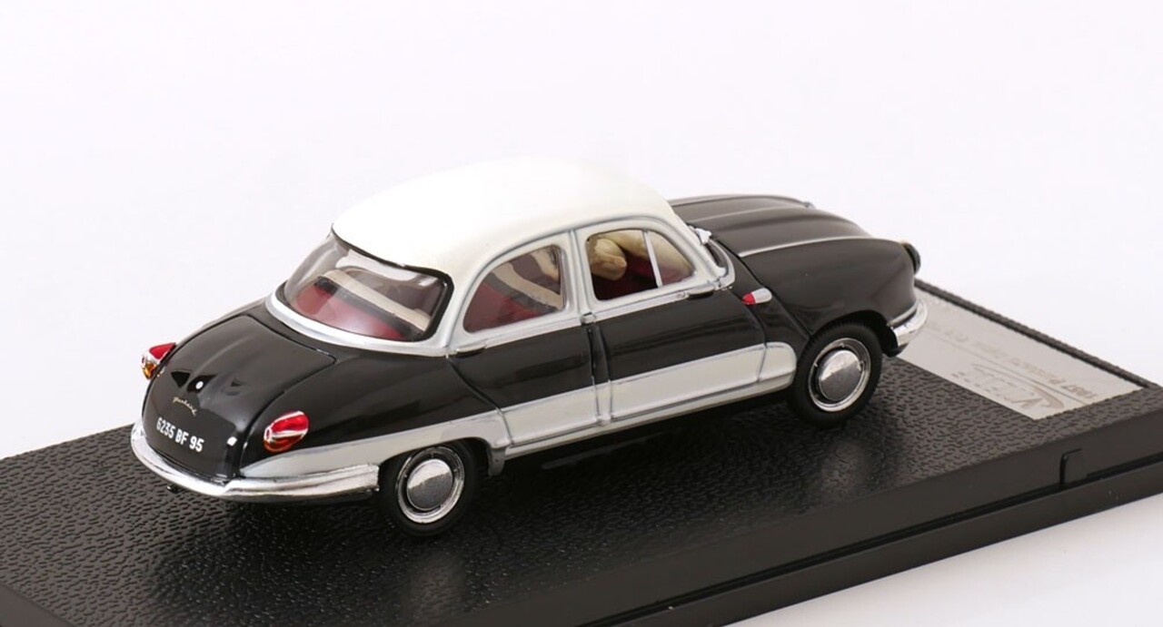 Panhard Panhard Dyna Z12 Grand Standing 1957 - 1:43 - Vitesse/SunStar Panhard Panhard Dyna Z12 Grand Standing 1957 - 1:43 - Vitesse/SunStar