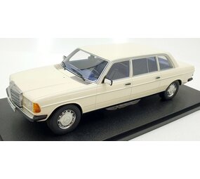 Mercedes-Benz Mercedes-Benz E-Class E250 (W123) Limousine 1978 - 1:18 - Cult Scale Models