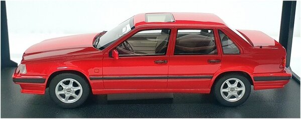 Volvo Volvo 850 GLT 1994 - 1:18 - Cult Scale Models Volvo Volvo 850 GLT 1994 - 1:18 - Cult Scale Models