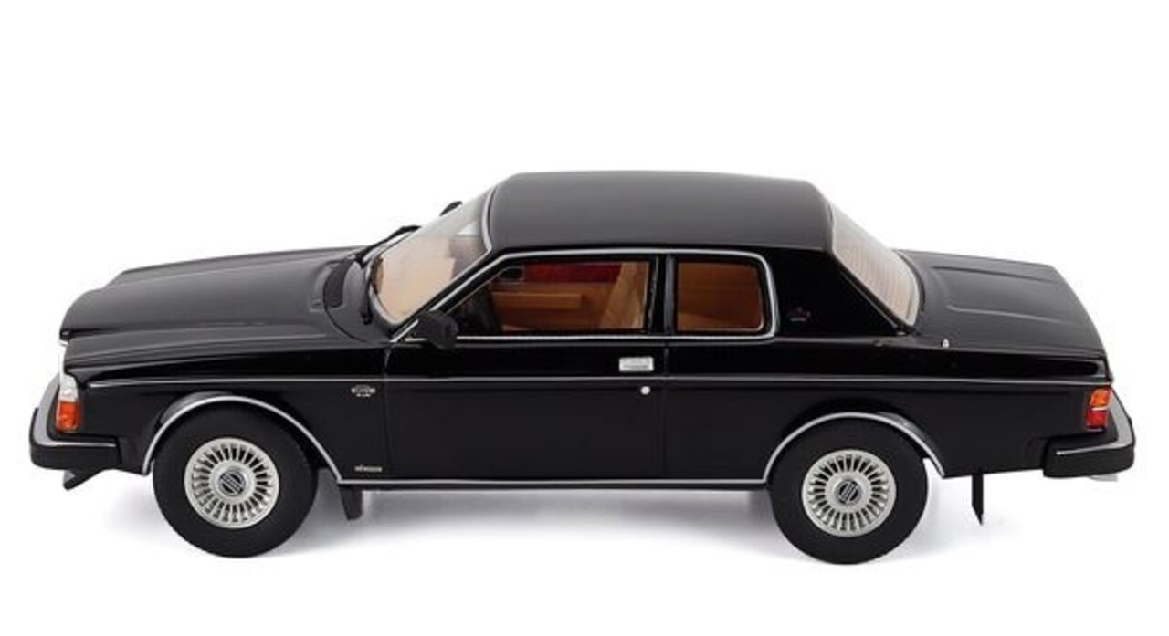 Volvo Volvo 262C Bertone 1981 - 1:18 - Cult Scale Models
