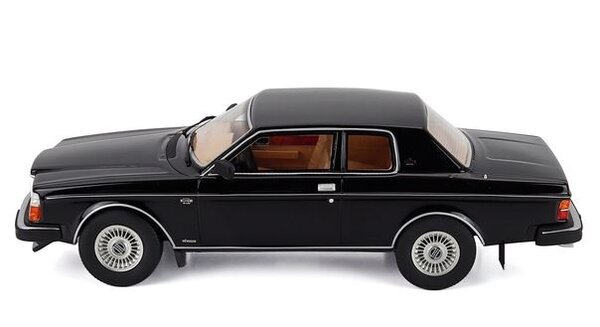 Volvo Volvo 262C Bertone 1981 - 1:18 - Cult Scale Models