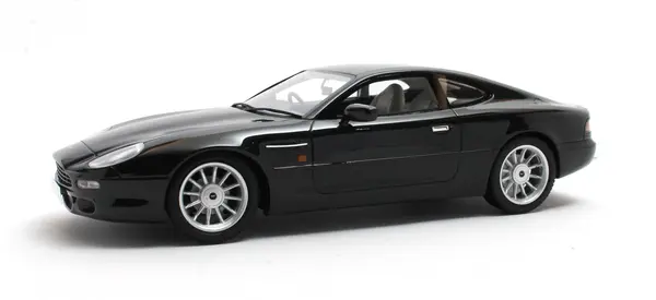 Aston Martin Aston Martin DB7 Coupe 1999 - 1:18 - Cult Scale Models
