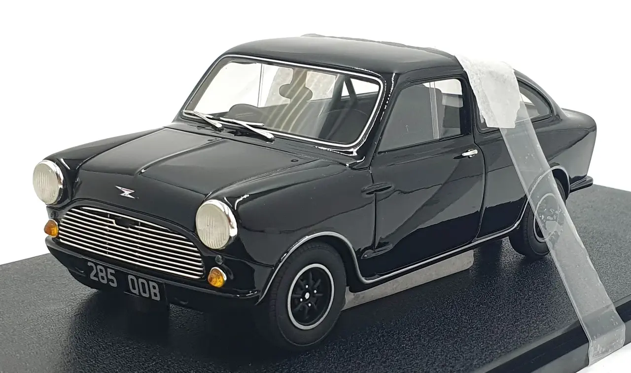 Mini Mini Broadspeed  GT 1966 - 1:18 - Cult Scale Models