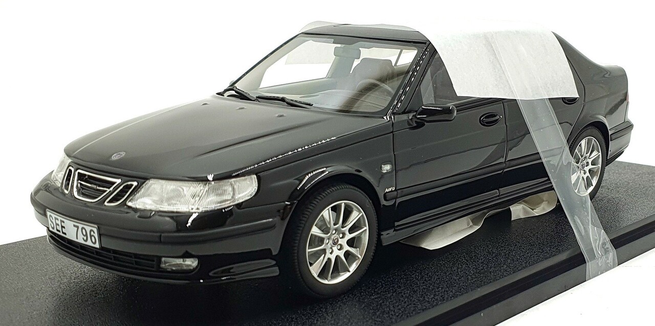 Saab Saab 9-5 Turbo Aero 1998-2004 - 1:18 - Cult Scale Models