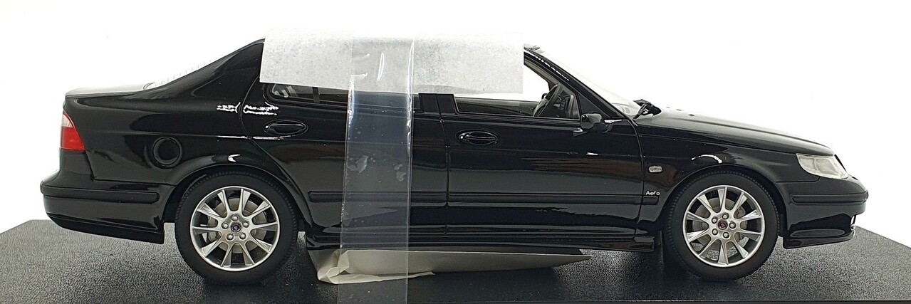 Saab Saab 9-5 Turbo Aero 1998-2004 - 1:18 - Cult Scale Models
