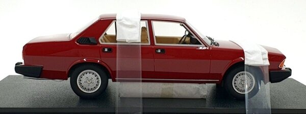 Alfa Romeo Alfa Romeo Alfa 6 2.5 1979-1983 - 1:18 - Cult Scale Models