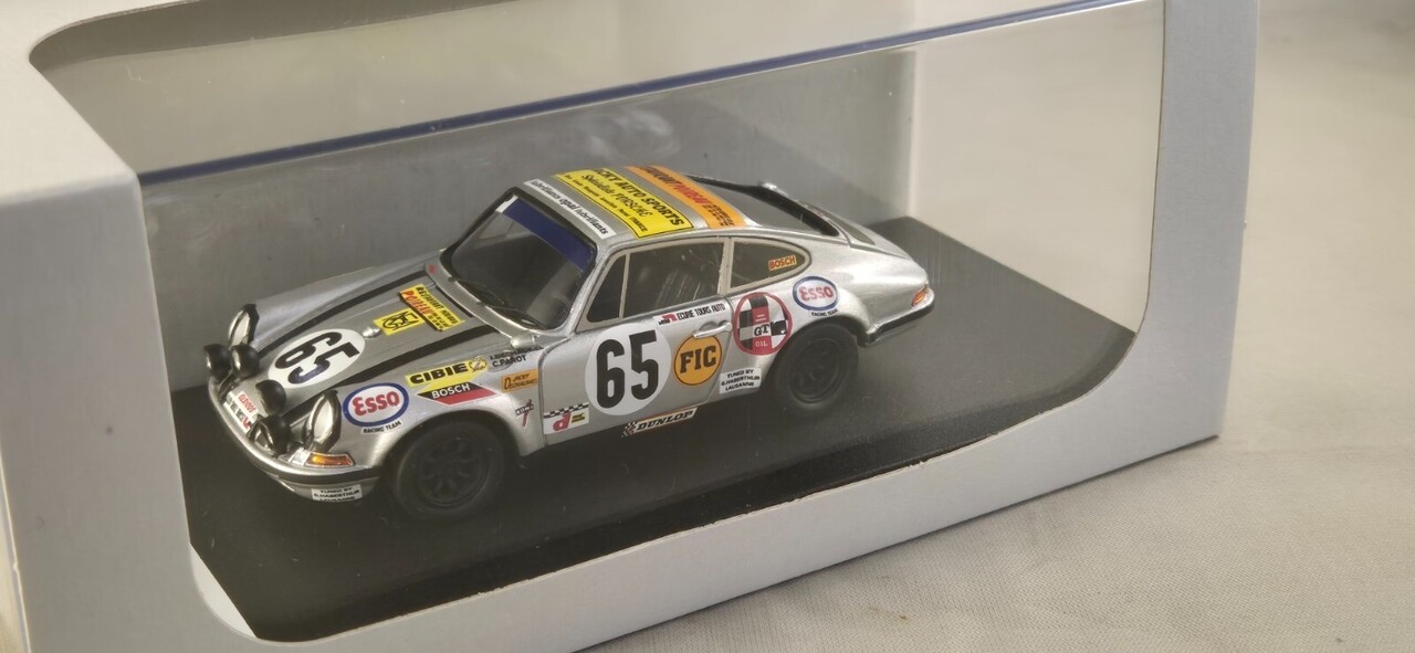 Porsche Porsche 911 S #65 24H Le Mans 1971 - 1:43 - Troféu