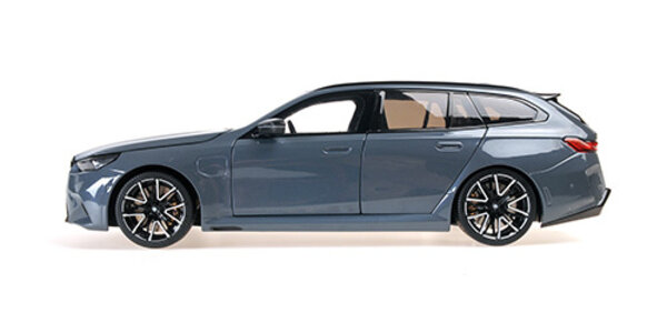 BMW BMW M5 Touring 2024 - 1:18 - Minichamps BMW BMW M5 Touring 2024 - 1:18 - Minichamps
