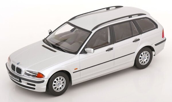 BMW BMW 3-Series (E46) Touring Station Wagon 1999 - 1:18 - KK Scale BMW BMW 3-Series (E46) Touring Station Wagon 1999 - 1:18 - KK Scale
