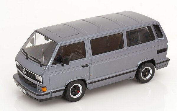 Volkswagen Volkswagen T3 Porsche B32 Minibus 1984 - 1:18 - KK Scale Volkswagen Volkswagen T3 Porsche B32 Minibus 1984 - 1:18 - KK Scale
