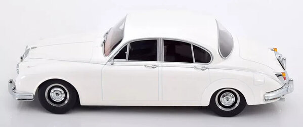 Daimler Daimler 250 V6 RHD 1962 Black Interior - 1:18 - KK Scale Daimler Daimler 250 V6 RHD 1962 Black Interior - 1:18 - KK Scale