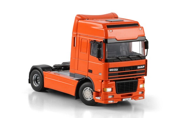 DAF DAF 95XF Super Space Cab 4x2 - 1:50 - WSI Models DAF DAF 95XF Super Space Cab 4x2 - 1:50 - WSI Models