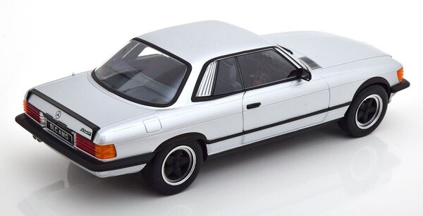 Mercedes-Benz Mercedes-Benz 500 SLC AMG 1985 - 1:18 - KK Scale Mercedes-Benz Mercedes-Benz 500 SLC AMG 1985 - 1:18 - KK Scale