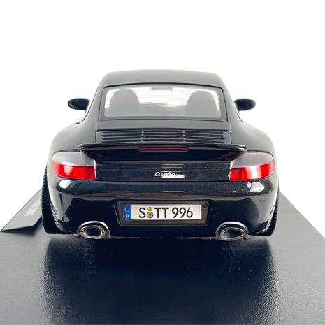 Porsche Porsche 911/996 Turbo 2000 - 1:18 - KK Scale Porsche Porsche 911/996 Turbo 2000 - 1:18 - KK Scale