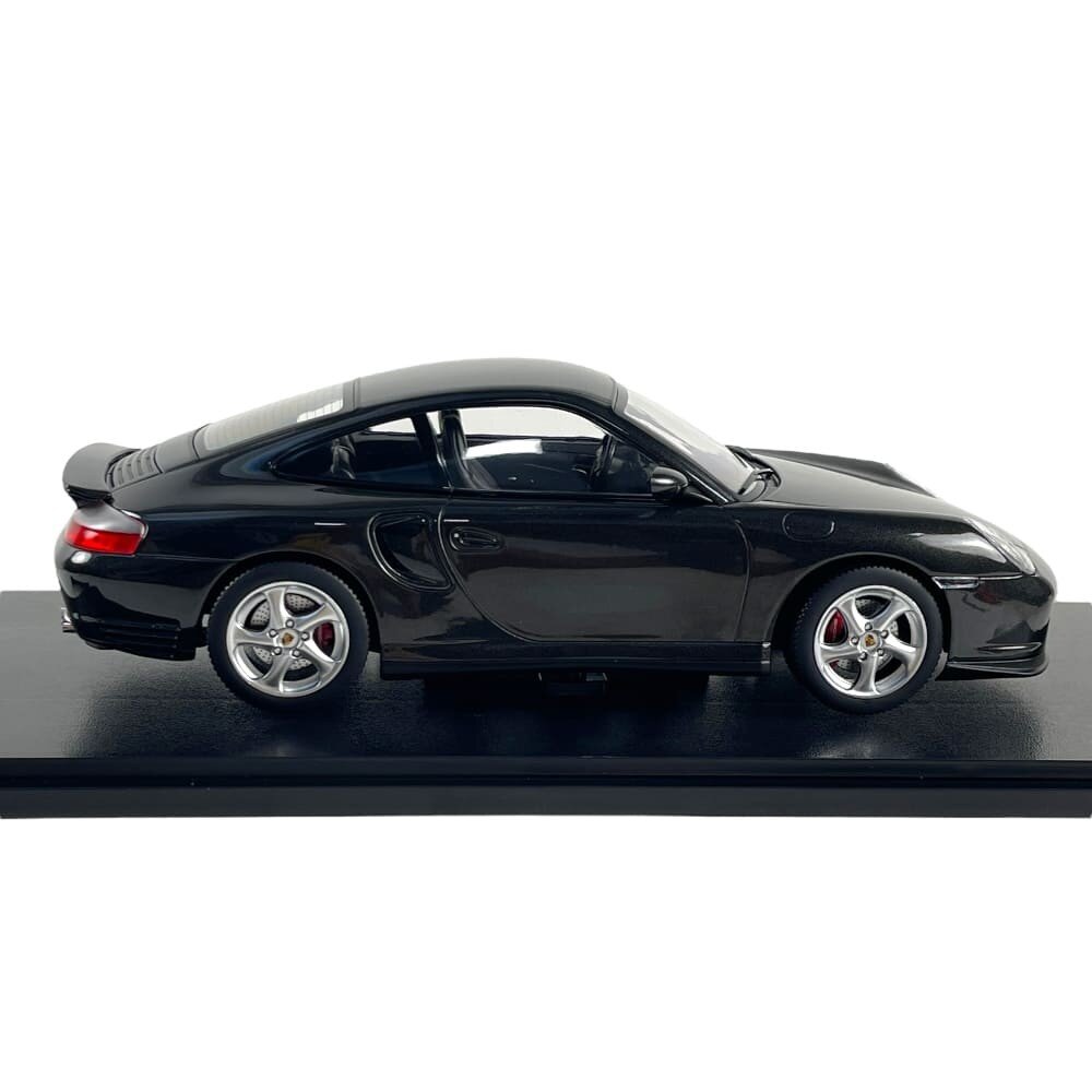 Porsche Porsche 911/996 Turbo 2000 - 1:18 - KK Scale Porsche Porsche 911/996 Turbo 2000 - 1:18 - KK Scale