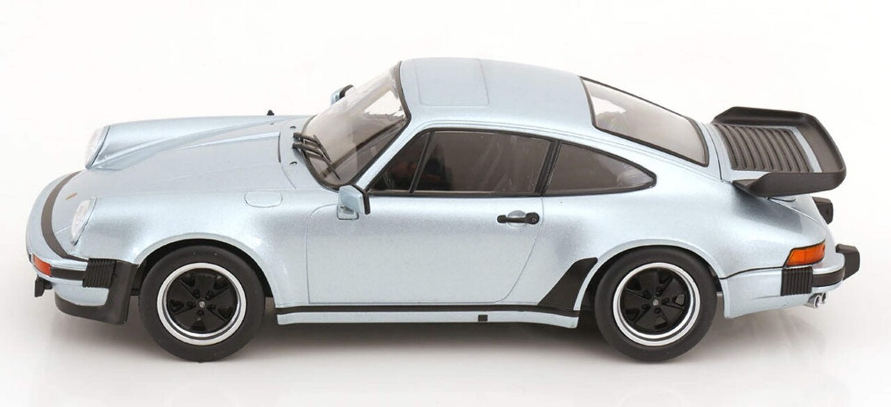 Porsche Porsche 911/930 Turbo 3.3 1977 - 1:18 - KK Scale