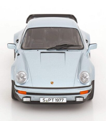 Porsche Porsche 911/930 Turbo 3.3 1977 - 1:18 - KK Scale