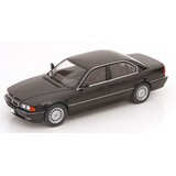BMW BMW 740i (E38) 1-Serie 1994 - 1:18 - KK Scale