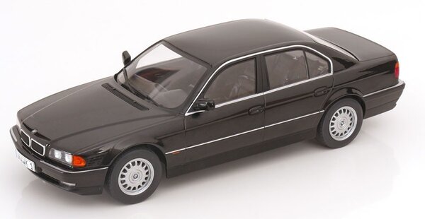 BMW BMW 740i (E38) 1-Serie 1994 - 1:18 - KK Scale BMW BMW 740i (E38) 1-Serie 1994 - 1:18 - KK Scale