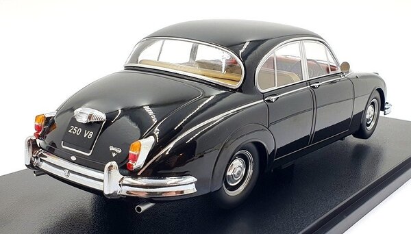 Daimler Daimler 250 V8 RHD 1962 (+ Beige Interior) - 1:18 - KK Scale Daimler Daimler 250 V8 RHD 1962 (+ Beige Interior) - 1:18 - KK Scale