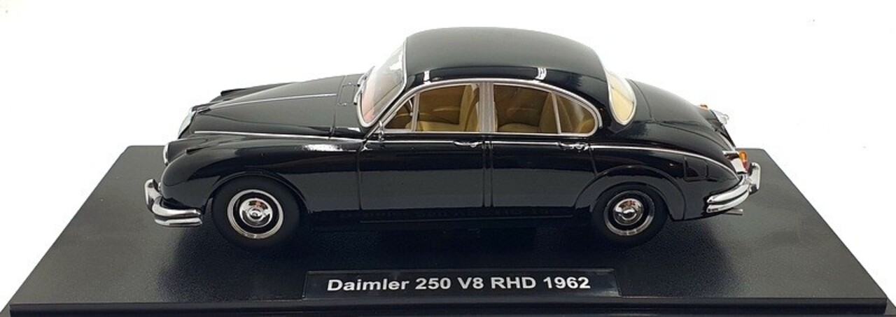 Daimler Daimler 250 V8 RHD 1962 (+ Beige Interior) - 1:18 - KK Scale Daimler Daimler 250 V8 RHD 1962 (+ Beige Interior) - 1:18 - KK Scale