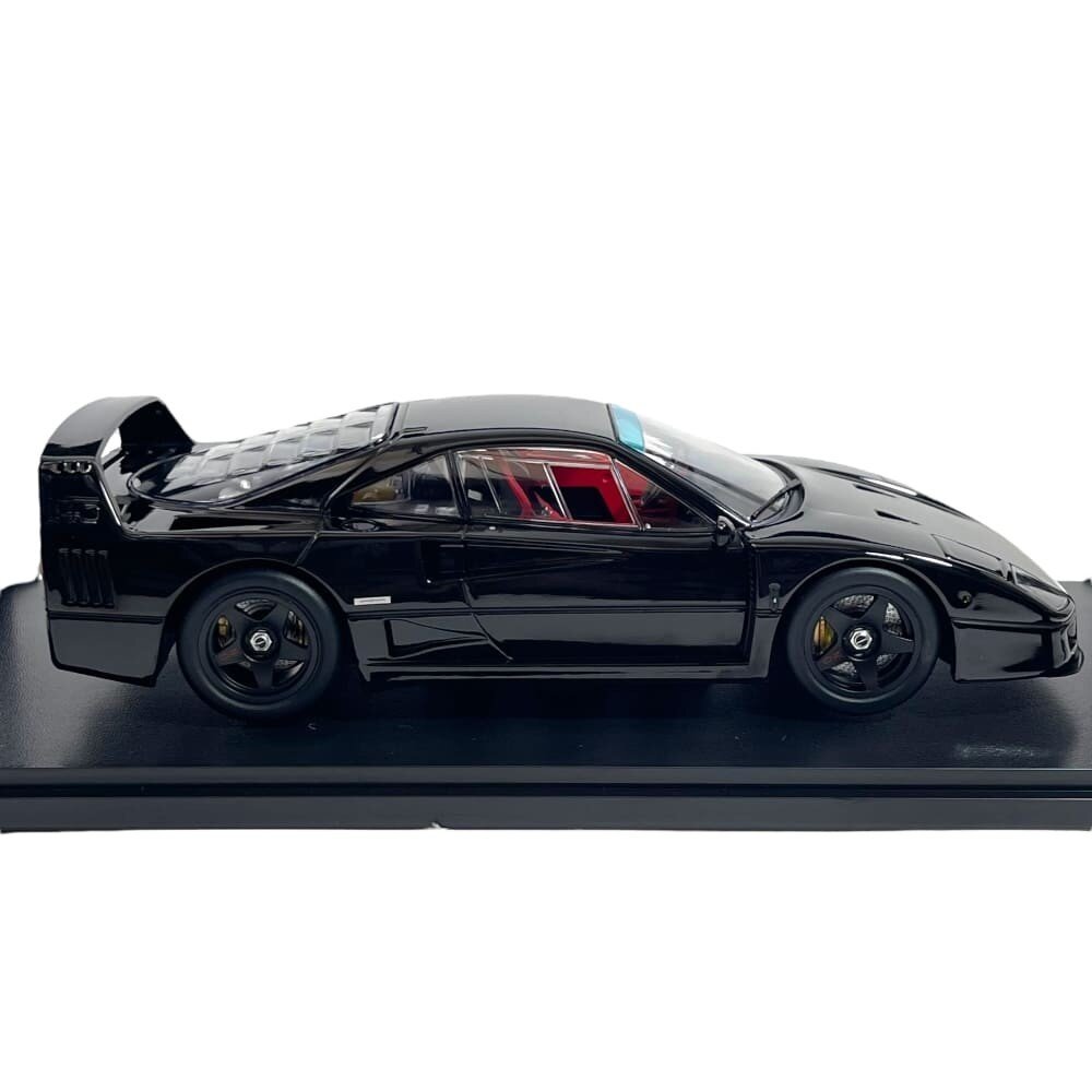 Ferrari Ferrari F40 Lightweight 1990 - 1:18 - KK Scale Ferrari Ferrari F40 Lightweight 1990 - 1:18 - KK Scale