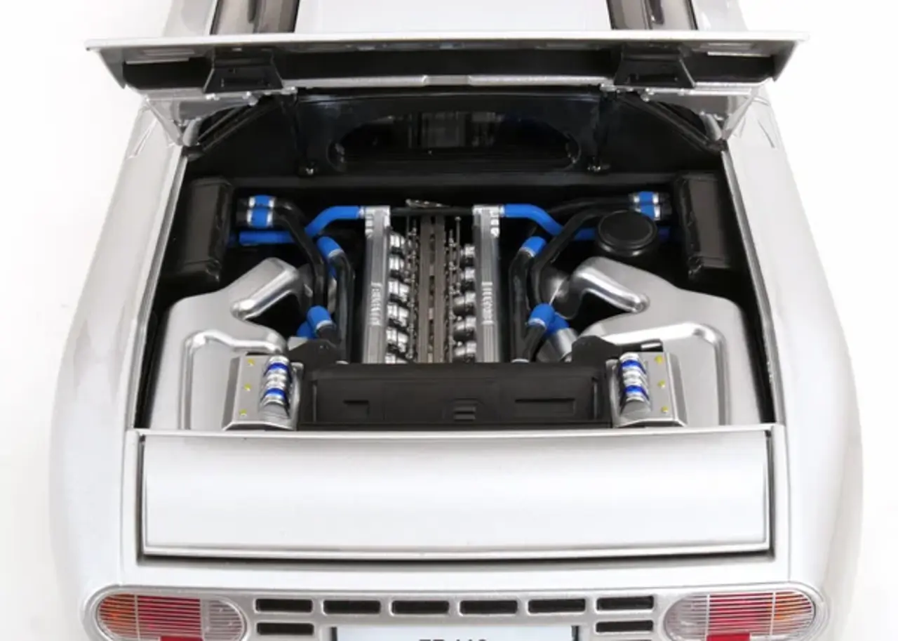 Bugatti Bugatti  EB110 1991 - 1:12 - KK Scale