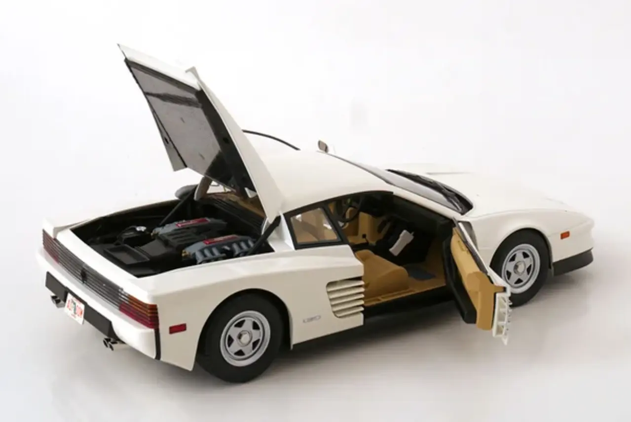 Ferrari Ferrari Testarossa MKI + Center-Lock Wheel and Single Mirror US Version 1984  - 1:12 - KK Scale