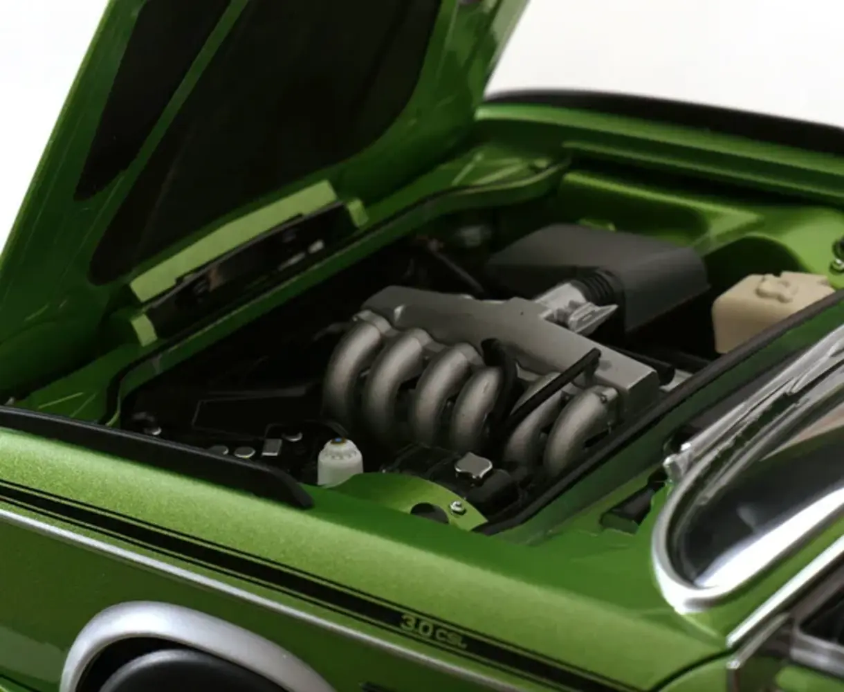 BMW BMW 3.0 CSL E9 1973 - 1:12 - KK Scale