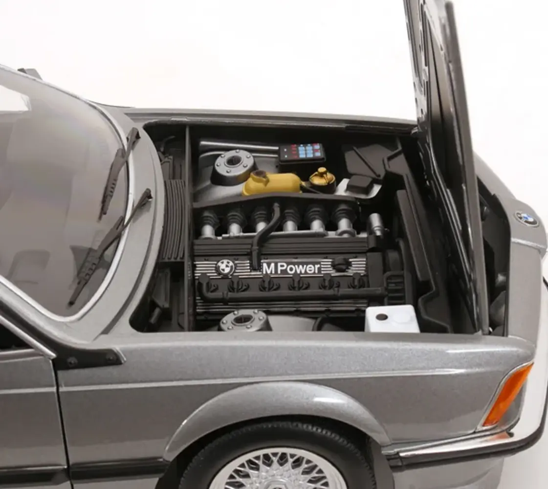 BMW BMW M635 CSi E24 + Alpina Rims 1987 - 1:12 - KK Scale BMW BMW M635 CSi E24 + Alpina Rims 1987 - 1:12 - KK Scale