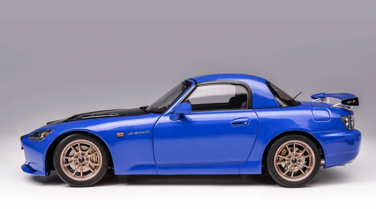 Honda Honda S2000 Spider Hard Top Mugen 2001 - 1:18 - MotorHelix Honda Honda S2000 Spider Hard Top Mugen 2001 - 1:18 - MotorHelix