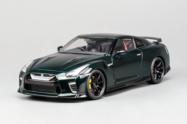 Nissan Nissan GT-R Nismo (R35) T-Spec Coupe 2022 - 1:18 - MotorHelix Nissan Nissan GT-R Nismo (R35) T-Spec Coupe 2022 - 1:18 - MotorHelix