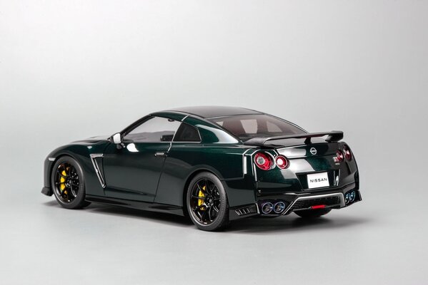 Nissan Nissan GT-R Nismo (R35) T-Spec Coupe 2022 - 1:18 - MotorHelix Nissan Nissan GT-R Nismo (R35) T-Spec Coupe 2022 - 1:18 - MotorHelix