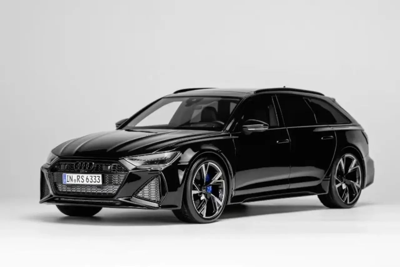Audi Audi A6 R36 Avant (C8) Station Wagon 2021 - 1:12 - MotorHelix Audi Audi A6 R36 Avant (C8) Station Wagon 2021 - 1:12 - MotorHelix