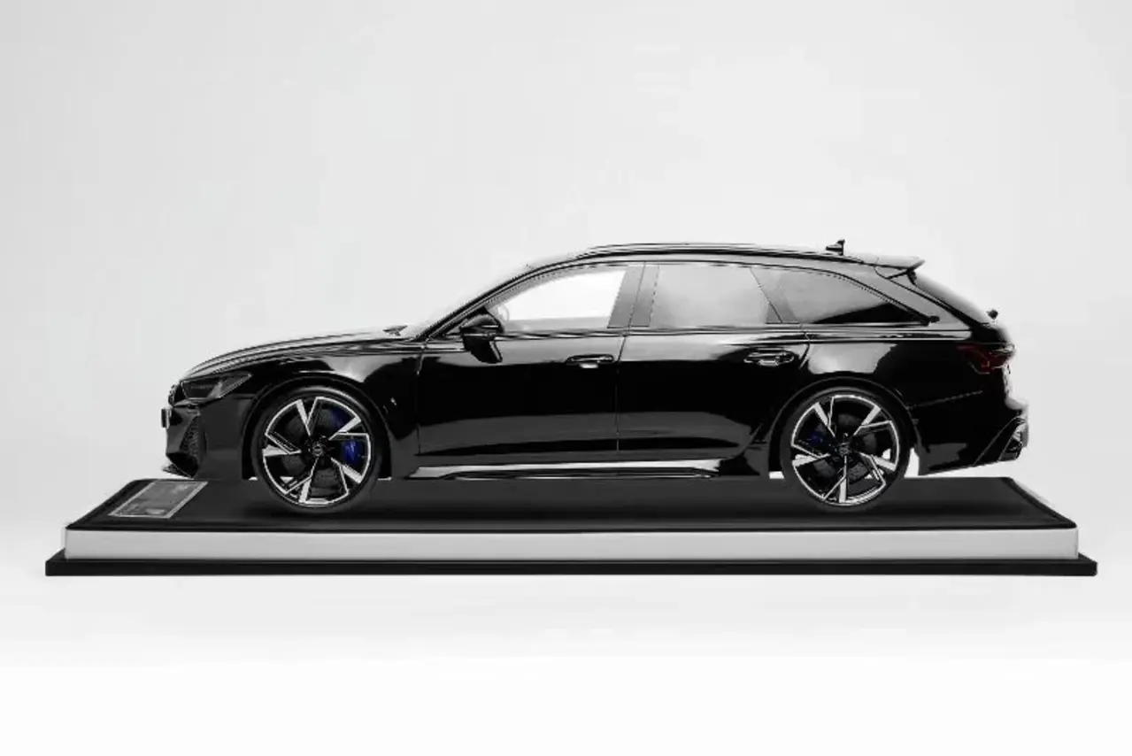 Audi Audi A6 R36 Avant (C8) Station Wagon 2021 - 1:12 - MotorHelix Audi Audi A6 R36 Avant (C8) Station Wagon 2021 - 1:12 - MotorHelix