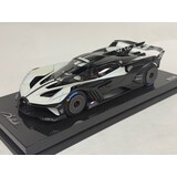 Bugatti Bugatti Bolide W16.4 8.0 Four-Turbo 1850 HP 500 KM/H 2020 + Showcase - 1:18 - MR Collection Models Bugatti Bugatti Bolide W16.4 8.0 Four-Turbo 1850 HP 500 KM/H 2020 + Showcase - 1:18 - MR Collection Models
