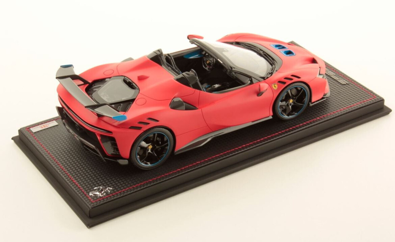 Ferrari Ferrari SF90 XX Stradale Spider 2024 + Showcase - 1:18 - MR Collection Models Ferrari Ferrari SF90 XX Stradale Spider 2024 + Showcase - 1:18 - MR Collection Models