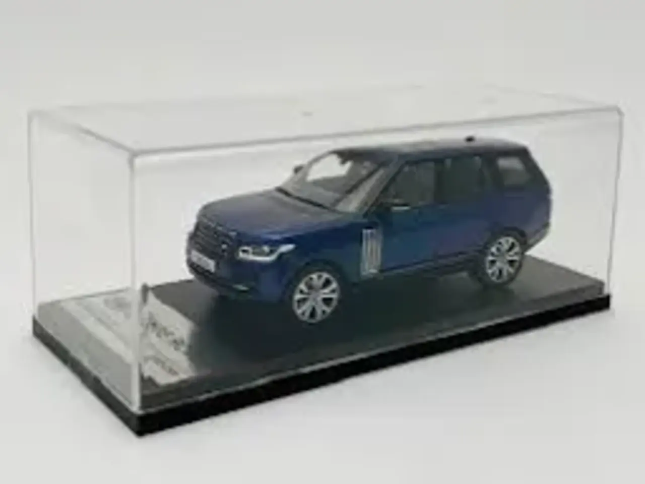 Land Rover Land Rover Range Rover - 1:43 - LCD Models Land Rover Land Rover Range Rover - 1:43 - LCD Models