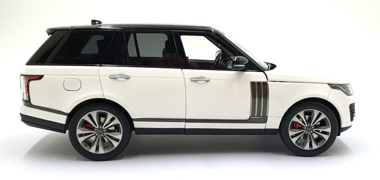 Land Rover Land Rover Range Rover - 1:43 - LCD Models